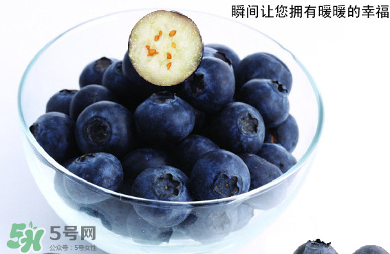 藍(lán)莓是什么顏色？藍(lán)莓泡水什么顏色？