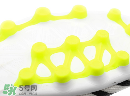 adidas nemeziz 17+怎么樣？阿迪達(dá)斯斑馬足球鞋測評(píng)