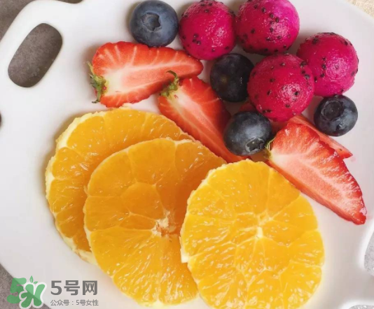 藍(lán)莓和橙子能一起吃嗎？藍(lán)莓和橙子一起吃好嗎？