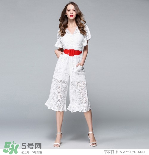 8月份穿什么衣服？八月份穿衣搭配