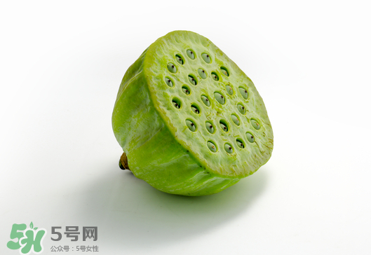 蓮蓬不能和什么同吃？蓮蓬和什么相克？