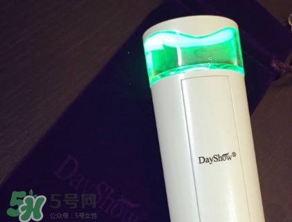 dayshow補水儀怎么充電？dayshow補水儀怎么加水
