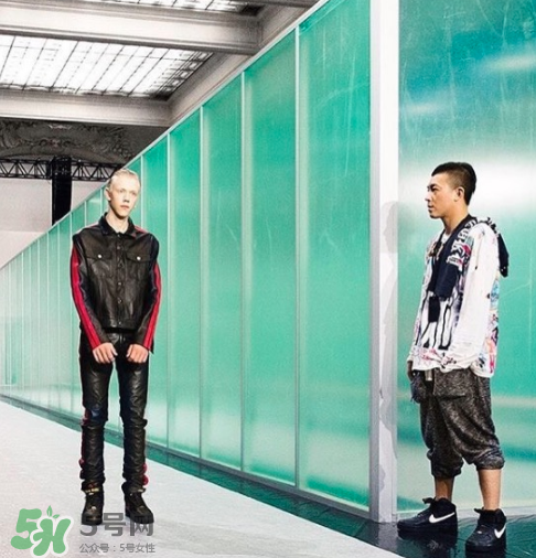 vlone與nike air force 1high聯(lián)名款運動鞋配色有哪幾種？