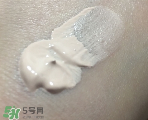 zeesea滾輪bb霜怎么樣？zeesea滾輪bb霜好用嗎