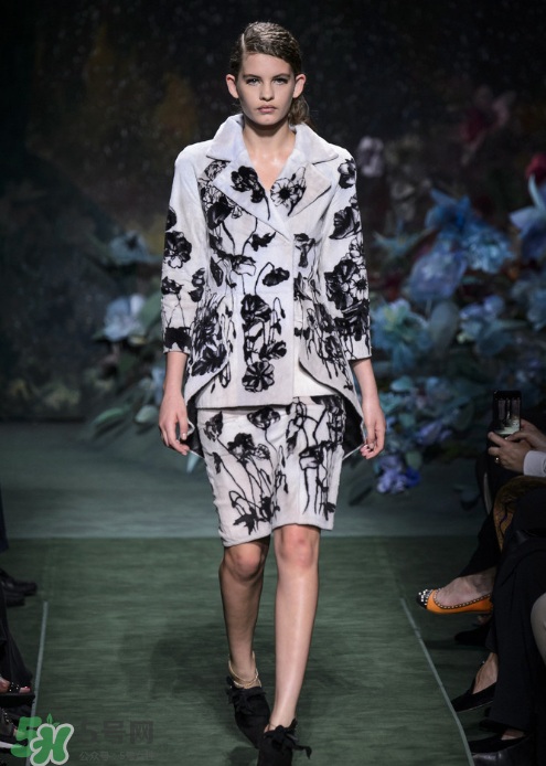 fendi2017秋冬高定秀服裝怎么樣_好看嗎？
