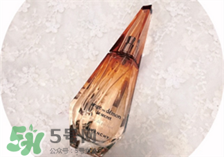 紀(jì)梵希魅幻天使?fàn)N若晨曦香水味道 紀(jì)梵希魅幻天使?fàn)N若晨曦香水怎么樣? 紀(jì)梵希魅幻天使?fàn)N若晨曦香水味道 紀(jì)梵希魅幻天使?fàn)N若晨曦香水怎么樣?