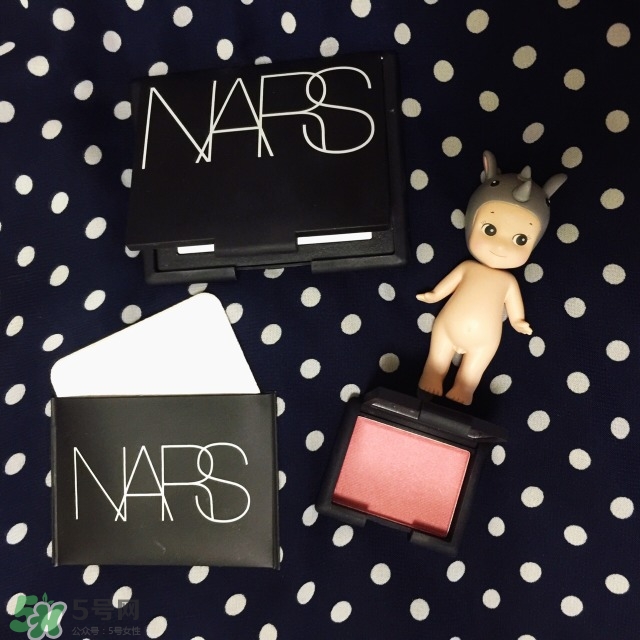 不脫妝散粉哪個牌子好 9款散粉大評測 不脫妝散粉哪個牌子好 9款散粉大評測