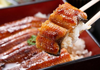 鰻魚飯日語怎么說？鰻魚飯是怎么做的