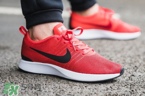 nike dualtone racer多少錢？耐克dualtone racer跑鞋價(jià)格