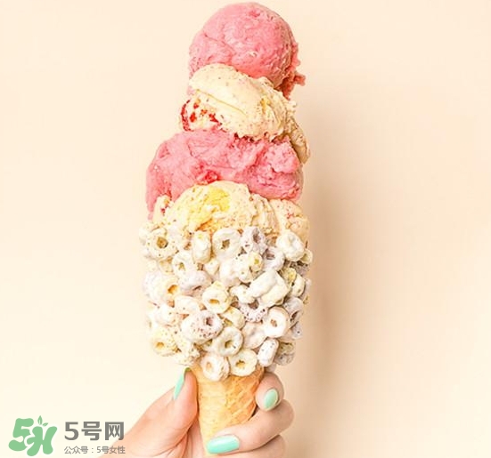 emack bolio's堆疊冰淇淋多少錢？堆疊冰淇淋好吃嗎？