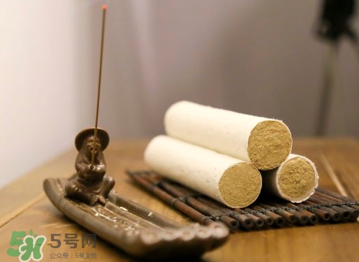三伏灸可以治療什么病？三伏灸與艾灸有什么區(qū)別