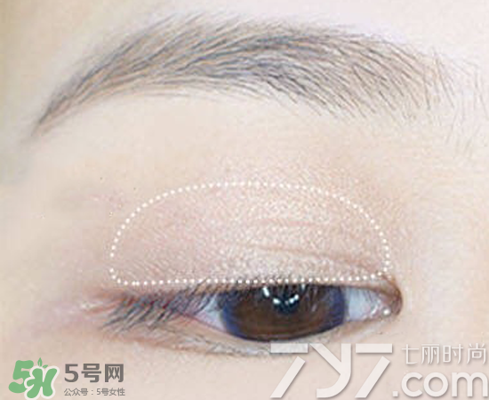 nars吉隆坡眼影怎么畫？nars吉隆坡雙色眼影畫法圖解