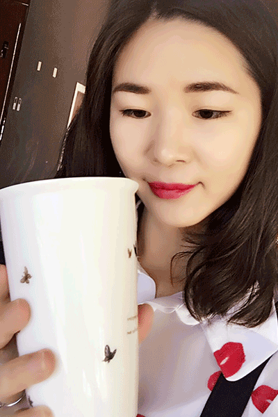 蘭蔻搖搖染唇液怎么樣？蘭蔻搖搖染唇液掉色嗎？
