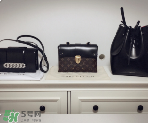 givenchy infinity多少錢？紀梵希infinity包包專柜價格