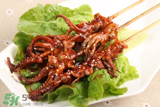 鐵板魷魚怎么做好吃？鐵板魷魚使用了什么香料