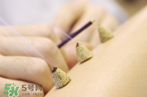 三伏貼和三伏灸哪個(gè)效果好？三伏貼和三伏灸對比