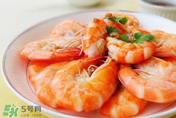 三伏貼可以吃蝦嗎？貼三伏貼可以吃龍蝦嗎？