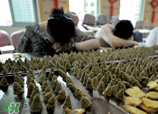 三伏灸什么時(shí)候做最好？?三伏灸可以晚上做嗎？