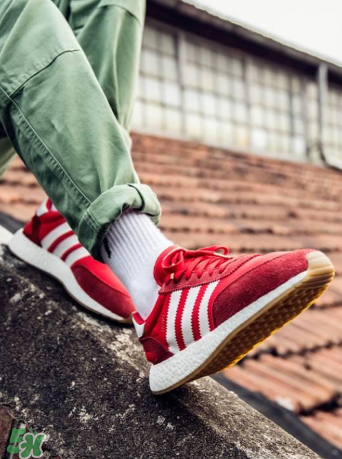 adidas iniki runner怎么樣？阿迪達斯iniki評測