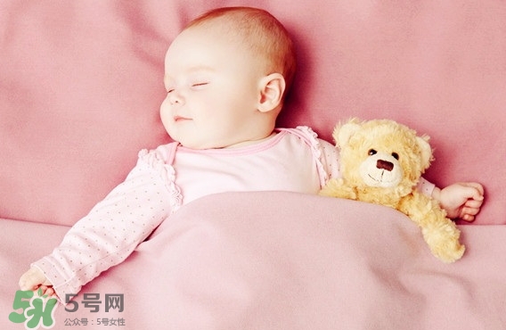 三伏灸小孩可以灸嗎？寶寶多大可以灸三伏灸？