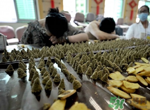 三伏灸會(huì)痛嗎？三伏灸全身酸痛怎么回事？