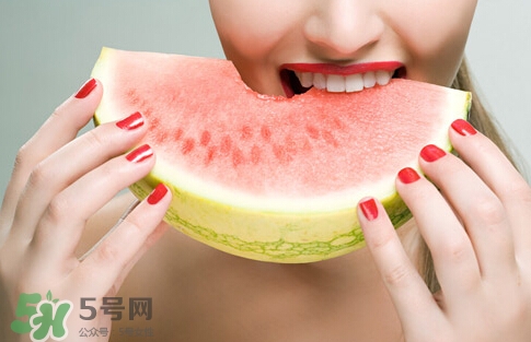 ?做三伏灸可以吃西瓜嗎？?做三伏灸要忌口嗎？