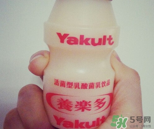 養(yǎng)樂多是酸奶嗎？養(yǎng)樂多和酸奶有什么區(qū)別