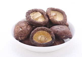 買(mǎi)香菇怎么挑選？干香菇怎么挑選？