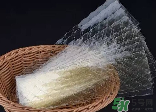 吉利丁片用冷水泡多久？吉利丁片做果凍的比例