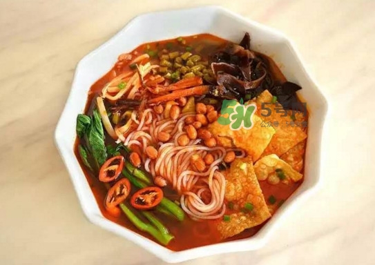 螺螄粉這幾個(gè)字念什么？螺螄粉是si還是shi