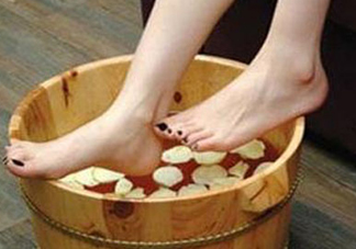 三伏天能用姜泡腳嗎？三伏天用姜泡腳好嗎？