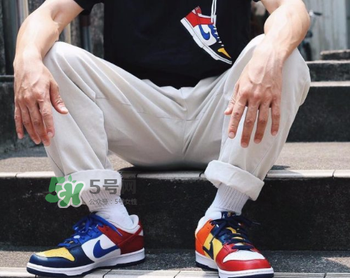 nike dunk low jp what the主題套裝在哪買_怎么買？