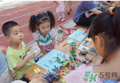 寶寶不去幼兒園怎么辦？寶寶不去幼兒園哭鬧怎么勸導(dǎo)？