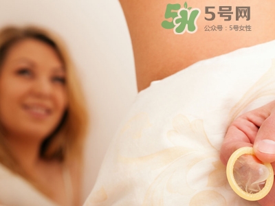安全套放車?yán)镞€能用嗎？套套藏哪里比較安全？