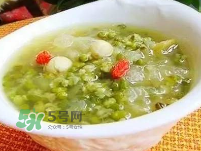 寶寶能喝綠豆水嗎？寶寶能喝綠豆湯嗎？