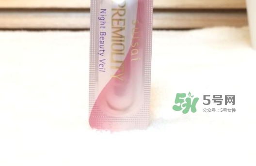嘉娜寶玻尿酸美容液怎么樣？嘉娜寶玻尿酸美容液怎么用