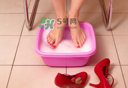 花椒不適合哪些人泡腳？女人用花椒水泡腳好嗎