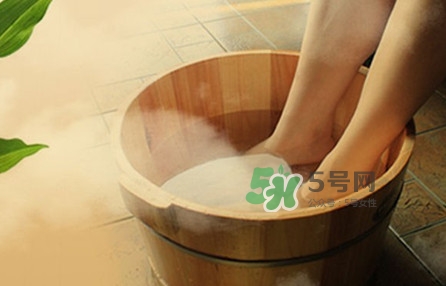 生姜泡腳可以去濕氣嗎？生姜泡腳可以去腳氣嗎