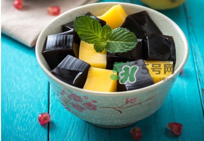 龜苓膏里有龜嗎？龜苓膏什么時(shí)候吃最好