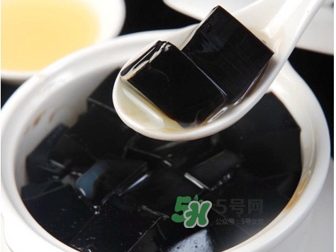 龜苓膏一天吃多少合適？龜苓膏一次吃多少克