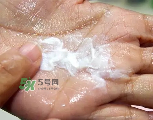 親潤孕婦護膚品怎么樣？親潤豆乳補水系列好用嗎？
