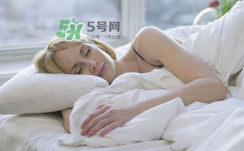 三伏天能曬被子嗎？三伏天曬被子好嗎？