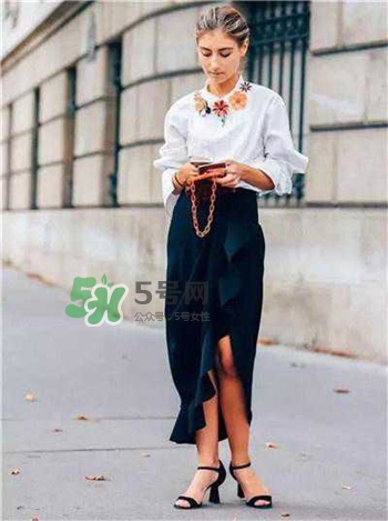 襯衣怎么扎進(jìn)褲子里？襯衣扎進(jìn)褲子里的時(shí)尚穿法