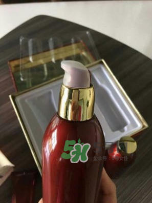 丸美巧克力絲滑系列適合什么年齡_什么皮膚？