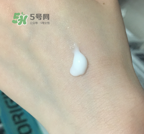 理膚泉晚安蜜怎么樣？理膚泉夜間修護(hù)乳好用嗎？