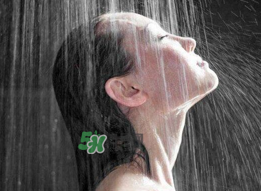三伏天艾灸后能洗澡嗎？三伏天艾灸后注意事項