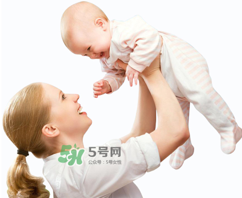 三伏天坐月子可以出門嗎？坐月子多久可以出門？