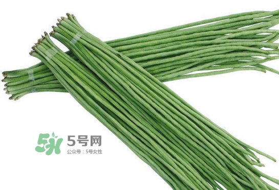 豇豆是什么樣的？豇豆是長豆角嗎？