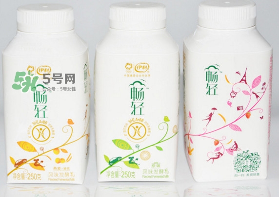  冠益乳和暢輕哪個好？冠益乳好還是暢輕好
