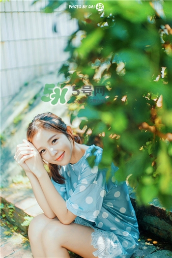 夏季皮膚缺水的表現(xiàn) 夏季皮膚缺水的解決辦法 夏季皮膚缺水的表現(xiàn) 夏季皮膚缺水的解決辦法